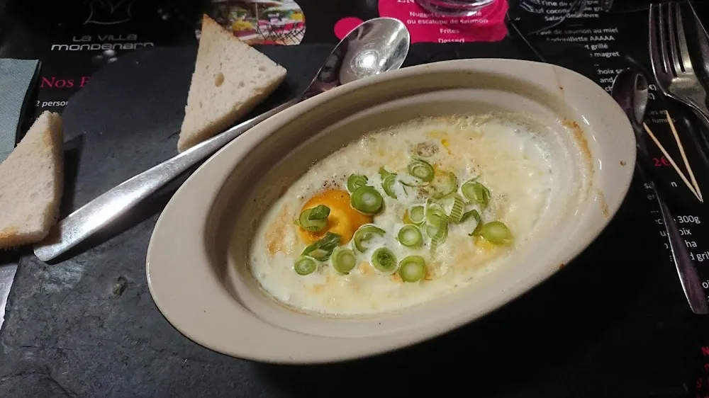 Œufs Cocotte Au Foie Gras